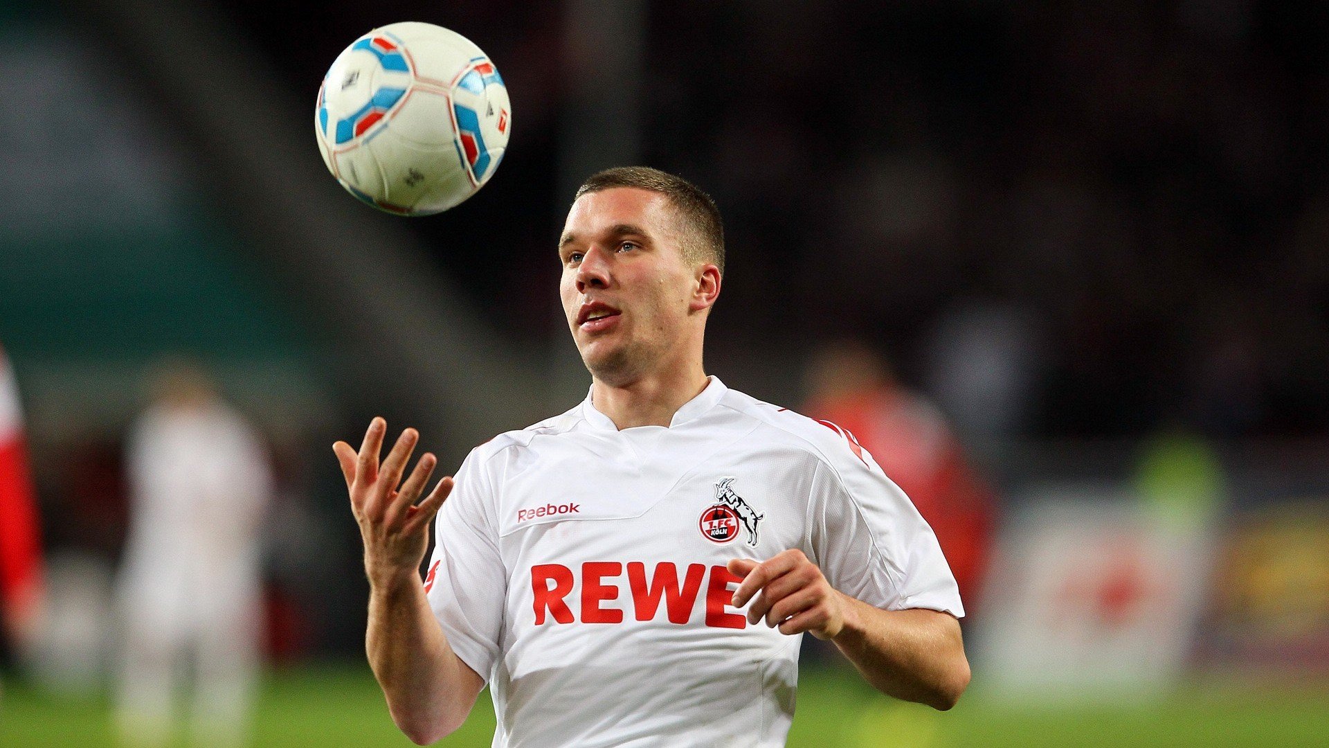 西甲国家德比焦点战，广东队强势拿下奇才