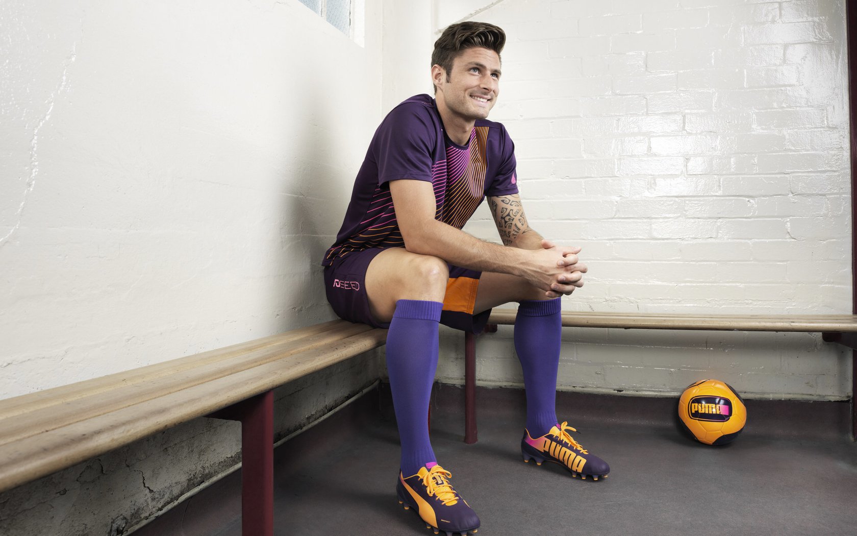 冰岛粉碎尼日利亚，莱奥，那个在火山与冰川间起舞的关键先生